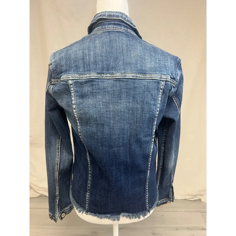 KanCan Distressed Denim Jacket Sz S Dark Wash Frayed Hem Edgy Streetwear Trucker